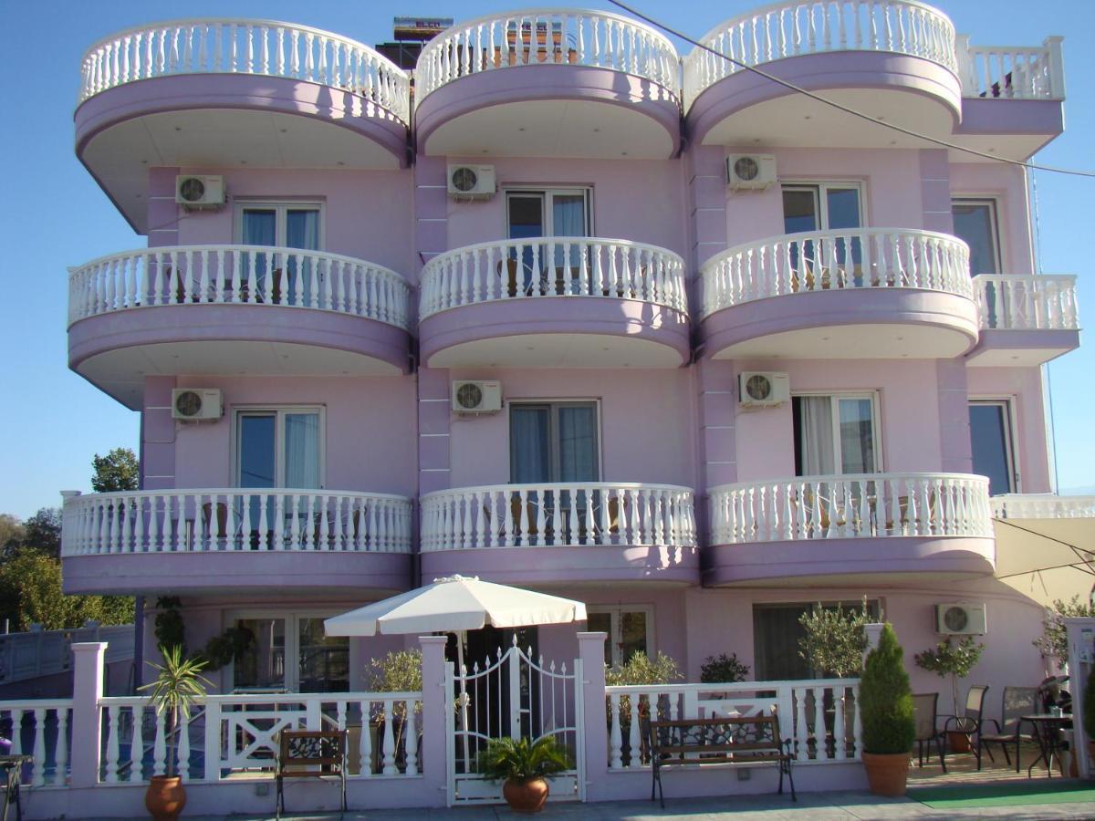 Rainbow Resort Paralía Kültér fotó