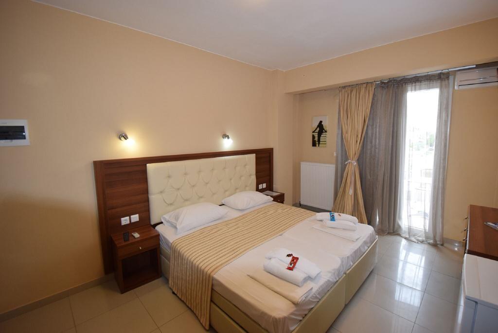 Rainbow Resort Paralía Kültér fotó