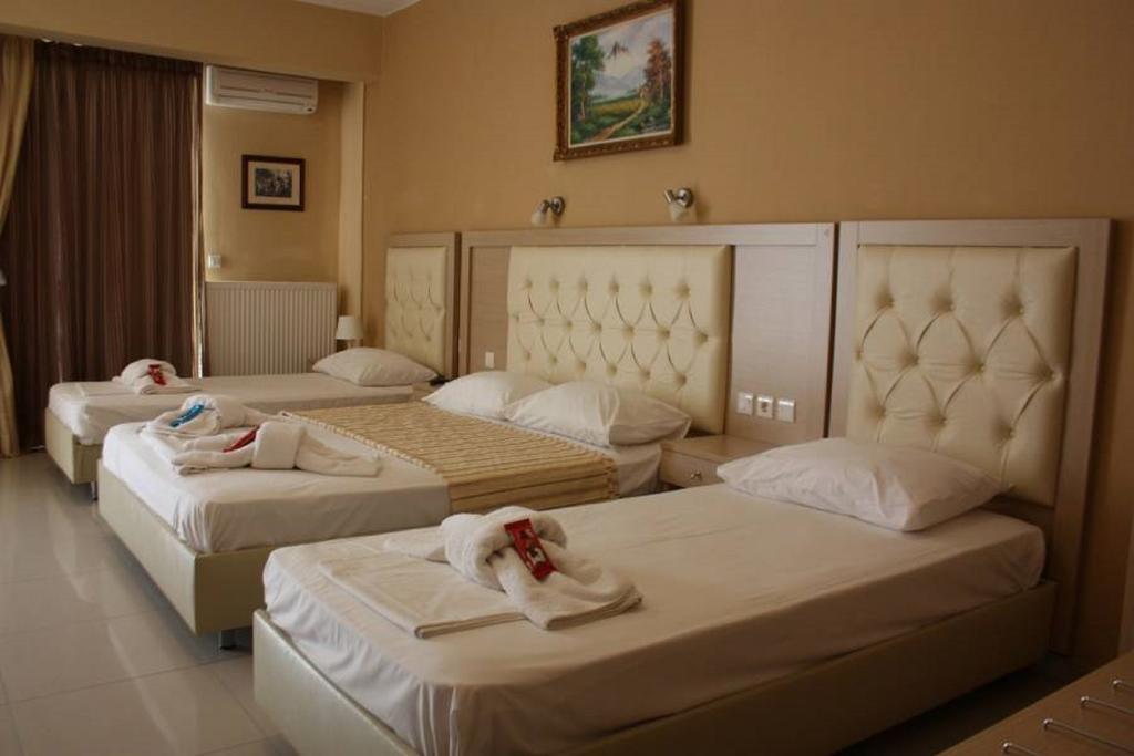 Rainbow Resort Paralía Kültér fotó
