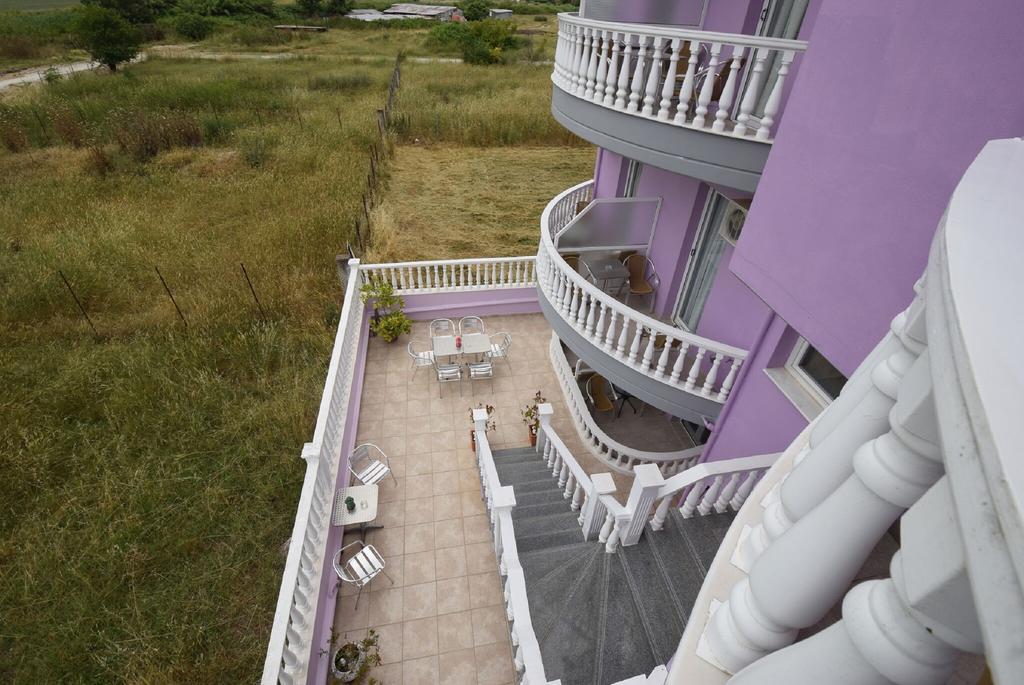 Rainbow Resort Paralía Kültér fotó